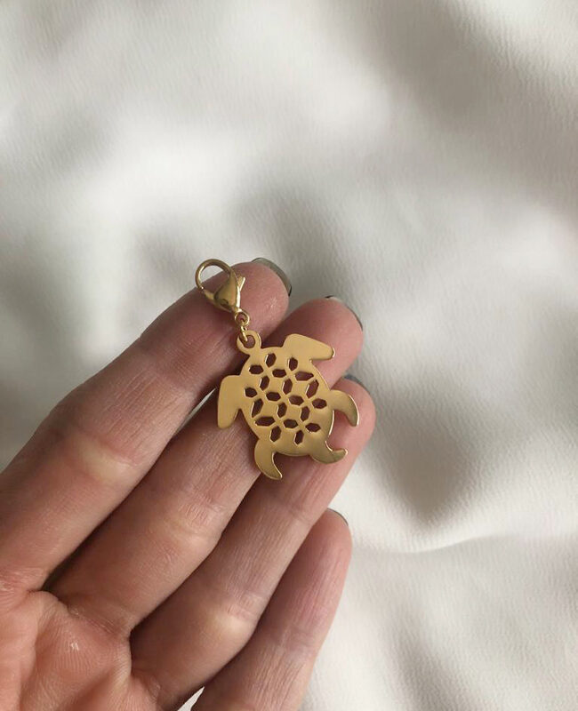 DIJE ACERO DORADO (DAD022)