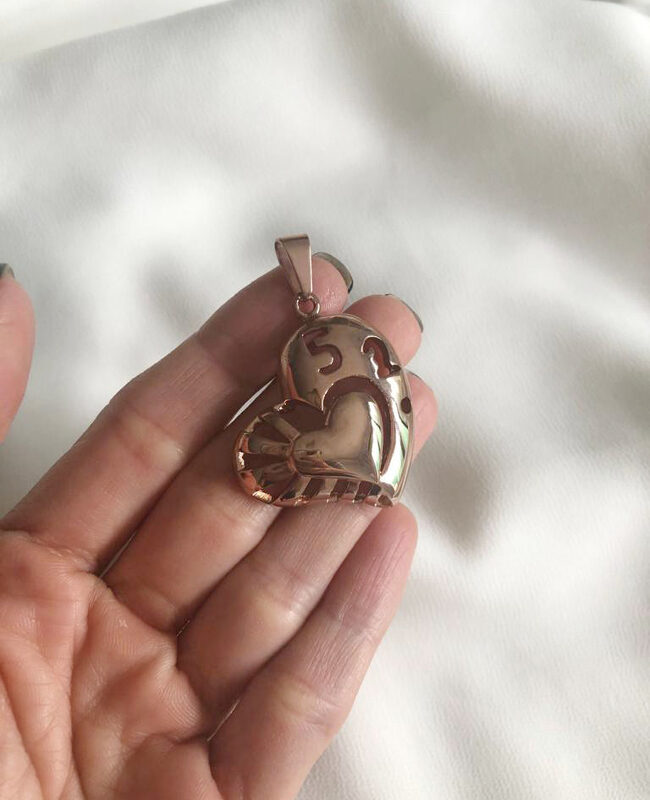 DIJE ACERO DORADO (DAD106)