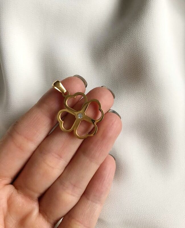 DIJE ACERO DORADO (DAD032)