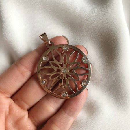 DIJE ACERO DORADO (DAD108)