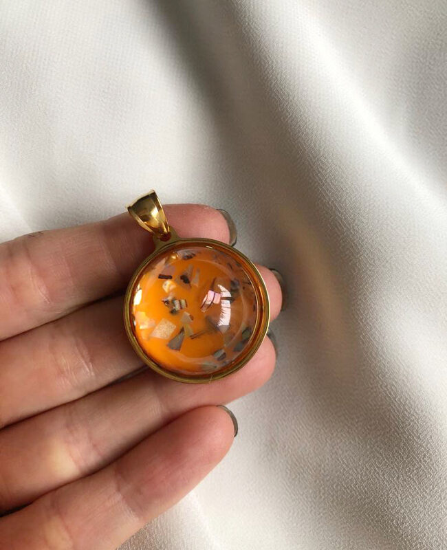 DIJE ACERO DORADO (DAD098)