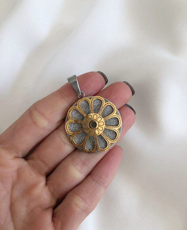 DIJE ACERO DORADO (DAD081)