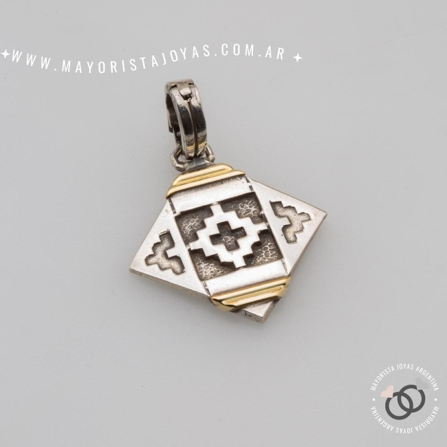 DIJE PLATA Y ORO (POD0180)